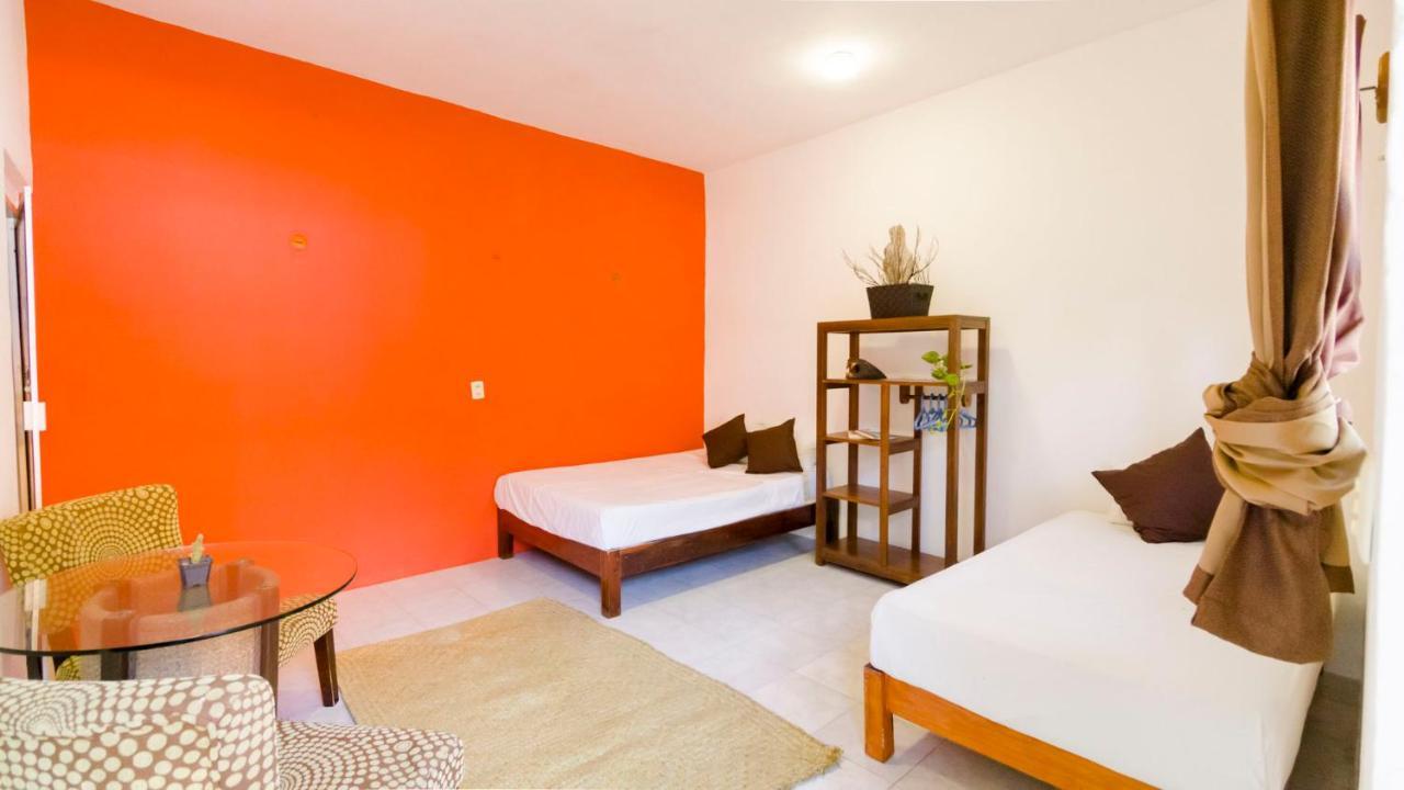 Weary Traveler Hostel Tulum Room photo