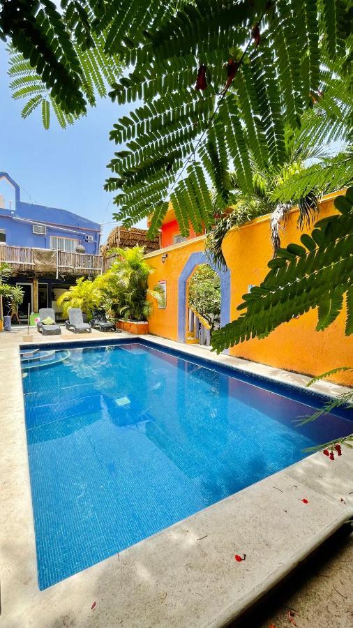 Weary Traveler Hostel Tulum Exterior photo