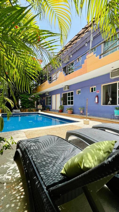 Weary Traveler Hostel Tulum Exterior photo